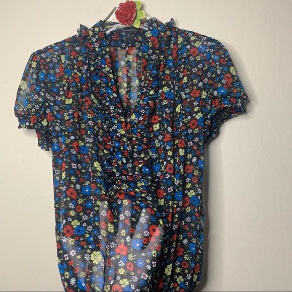 FOREVER 21 Sheer Floral Blouse - Picture 4 of 8